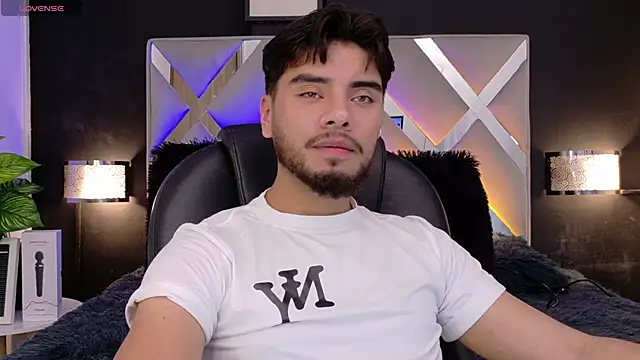 Tommidubois online show from September 13, 4:24 am