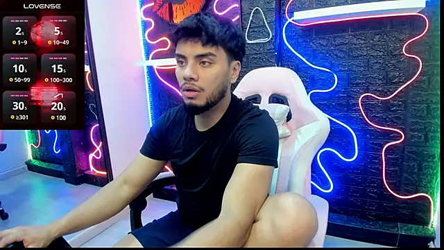 Tommidubois online show from December 12, 7:48 pm