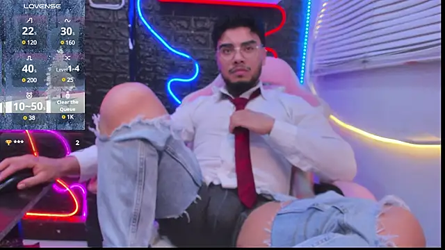 Tommidubois online show from December 17, 7:37 pm