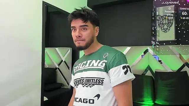 Tommidubois online show from January 18, 12:17 am