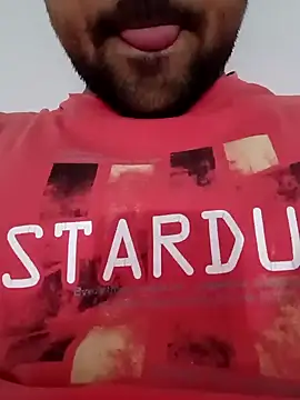 Snapshot of smartboy010101 chatting on March 10, 2:59 pm smartboy010101 online show from March 10, 2:59 pm