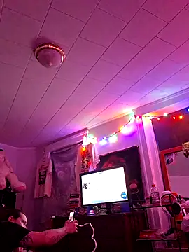 ChuckyyDee online show from February 19, 3:03 am