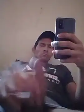 Fer-nand online show from February 8, 1:44 pm