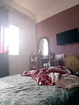 Snapshot of arabian82 chatting on December 12, 3:05 pm arabian82 online show from December 12, 3:05 pm