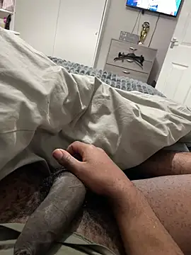 Hueythebbc online show from February 7, 9:58 am