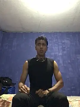 GothicBoyy online show from January 1, 2:30 am