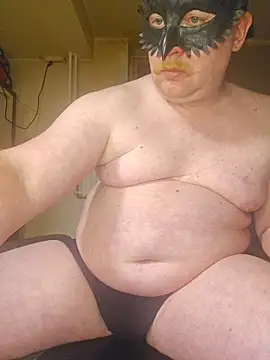 Chilsen1904 online show from April 13, 8:20 pm