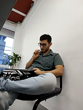 alexdesire online show from November 26, 10:13 pm