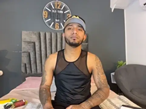 Robin Rief online show from March 13, 7:42 pm