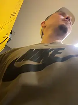 adam-rivera online show from April 19, 7:16 pm