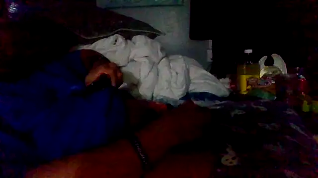 Creationmonster0 online show from April 1, 6:48 am