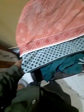 Snapshot of Ritikdesi chatting on February 21, 6:15 pm Ritikdesi online show from February 21, 6:15 pm