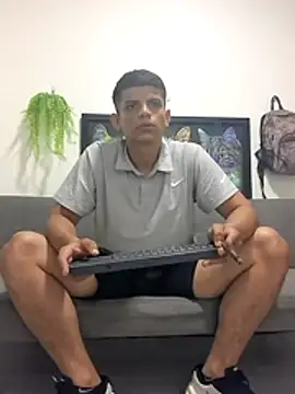 boss of cash online show from March 8, 10:14 pm