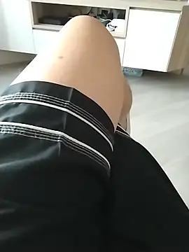 Dannydy2015 online show from December 15, 2:41 am