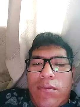PEPELU1986 online show from May 2, 12:08 pm