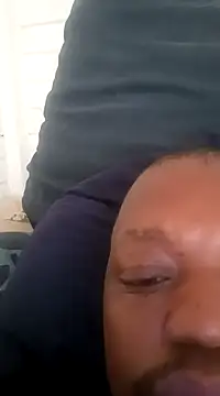 Snapshot of jackheavy09 chatting on December 18, 5:15 am jackheavy09 online show from December 18, 5:15 am