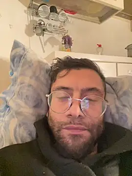 cappellabig35 online show from December 15, 9:53 pm