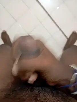 tharu111111 online show from October 27, 7:38 pm