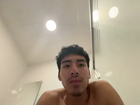 GIOOOO568 online show from September 27, 11:13 pm