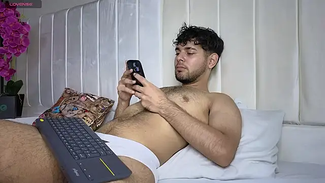 Samir bear online show from March 13, 1:50 pm