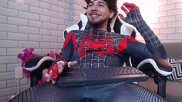 Samir bear online show from October 28, 10:45 pm