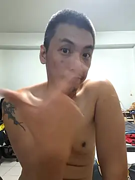 Snapshot of bb770504 chatting on December 25, 2:02 pm bb770504 online show from December 25, 2:02 pm