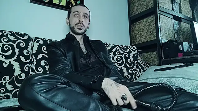 AxelColton online show from September 18, 9:44 am