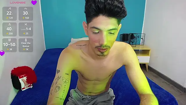 fabrizzio   online show from January 27, 8:17 pm