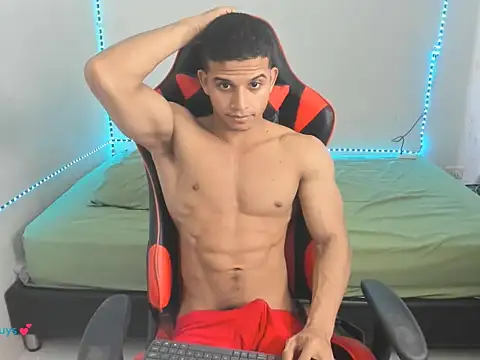 oliver thompsson7 online show from February 2, 6:49 pm