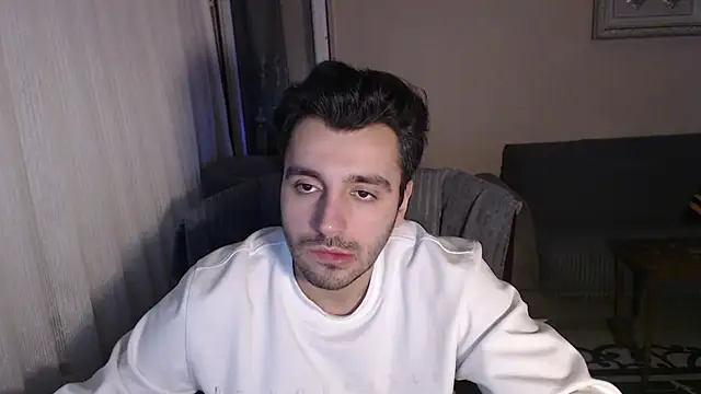 handsomeee04 online show from October 29, 9:07 pm