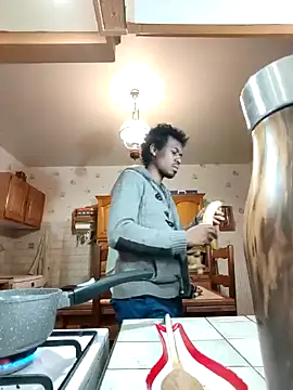 Snapshot of liveblackman chatting on February 10, 7:17 pm liveblackman online show from February 10, 7:17 pm