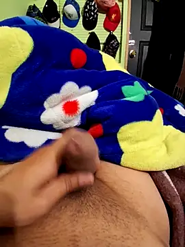 zeus2630 online show from September 22, 12:00 am