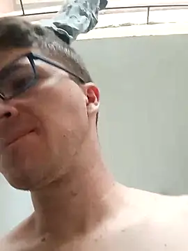 Snapshot of MrBelac chatting on March 8, 4:05 pm MrBelac online show from March 8, 4:05 pm