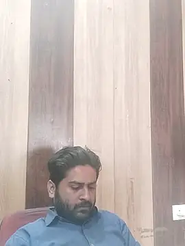 indihotguy online show from March 13, 8:59 am