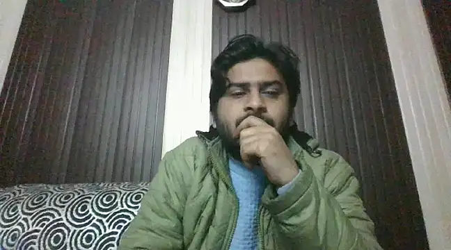 indihotguy online show from January 12, 11:17 am