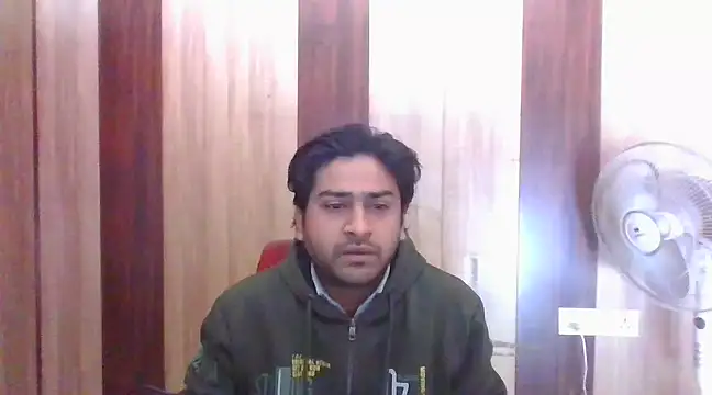 indihotguy online show from February 13, 6:20 am