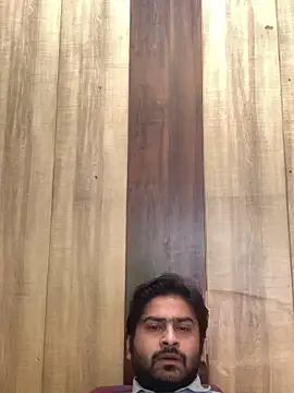 indihotguy online show from January 11, 7:28 am