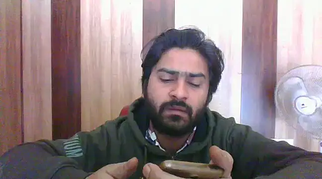 indihotguy online show from February 1, 6:32 am