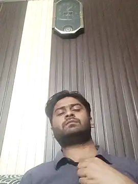 indihotguy online show from February 24, 3:20 pm