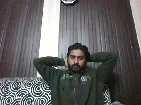 indihotguy online show from February 3, 5:24 pm