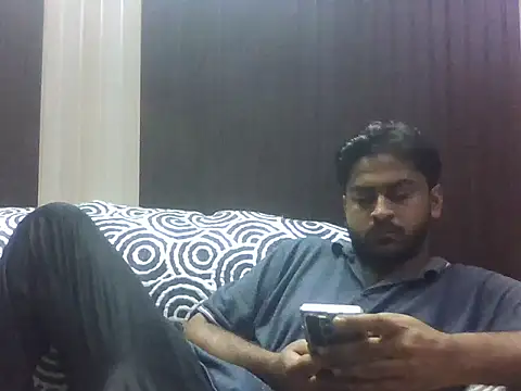 indihotguy online show from October 1, 2:10 pm