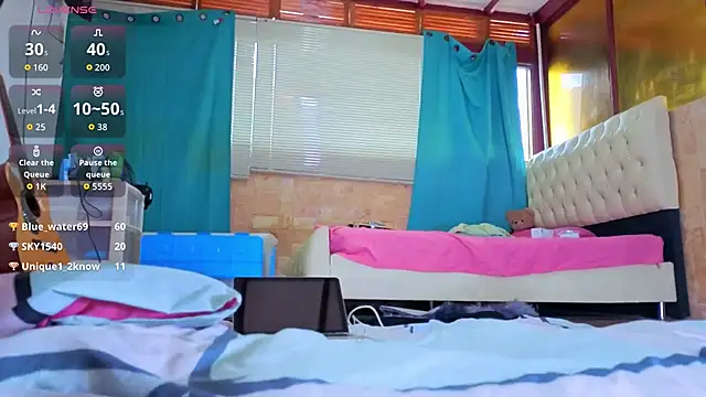 Rocket1978 online show from April 8, 6:27 pm