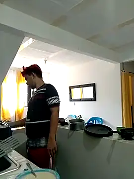 Lian Noath online show from February 25, 4:10 pm