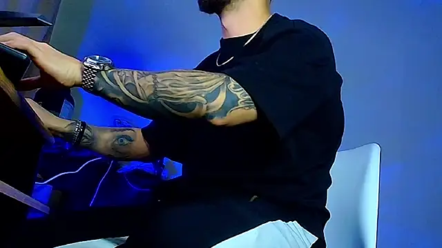 XanderCage99 online show from February 18, 12:20 am