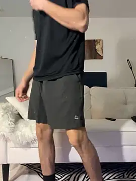 leisurelycriminal online show from January 3, 4:33 am