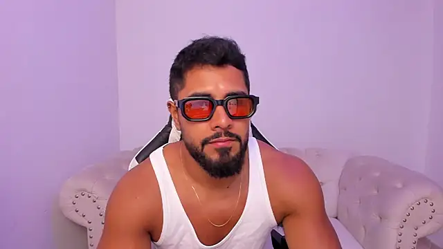 Santiago huntt online show from March 12, 9:33 pm