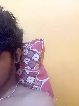 CosmicEmuu online show from September 27, 4:54 am