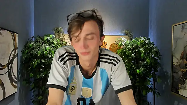 John Weasley online show from September 11, 9:03 pm