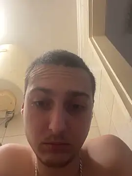 Manijak38 online show from November 5, 7:38 pm