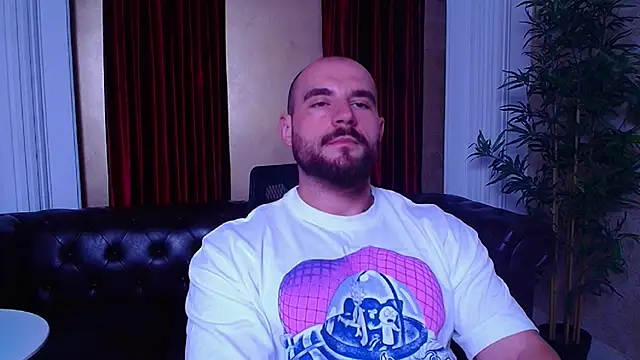 AdamJamesonn online show from September 13, 5:30 am